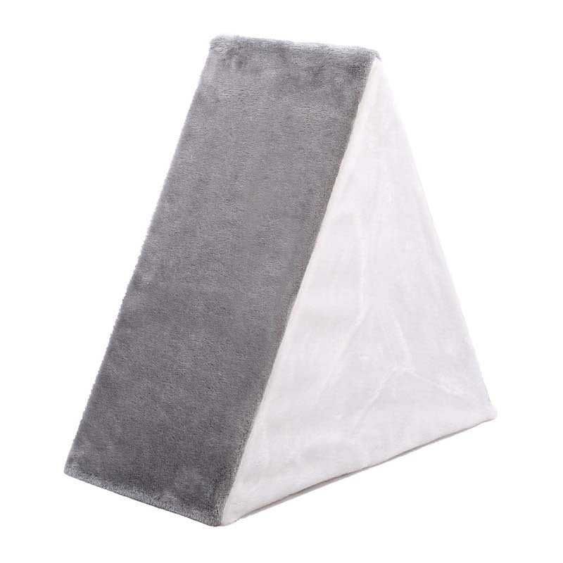 Triangle Cat Scratcher House